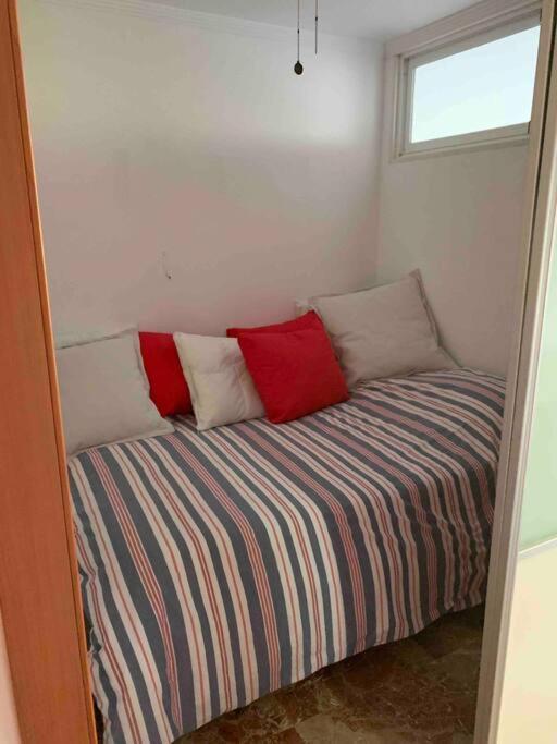 Apartment First Line Of The Sea Benalmádena Eksteriør billede